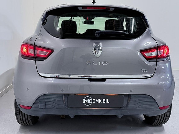 Renault Clio 10 of 25