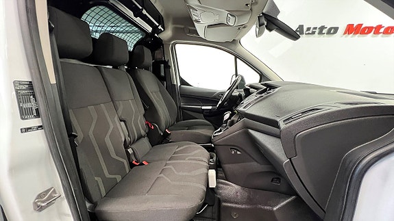 Ford Transit Connect 8 of 17