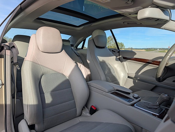 Mercedes-Benz E350 14 of 16