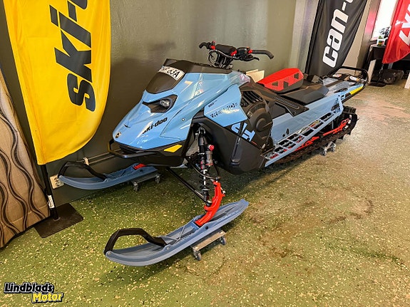 Ski-Doo Freeride STD 146" 850 E-TEC -26 m. SHOT / Moms / endast 7 mil