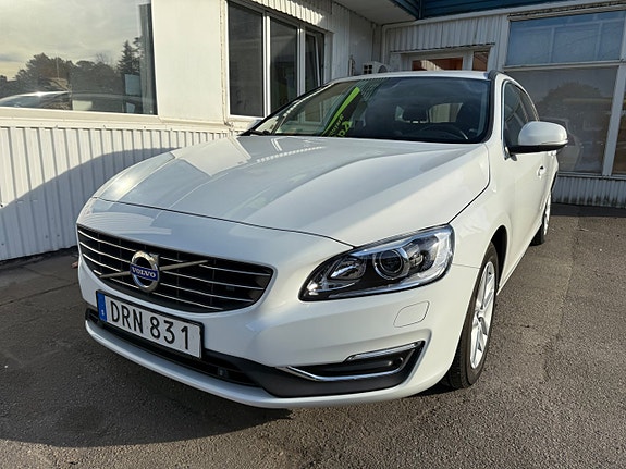 Volvo V60 11 of 15