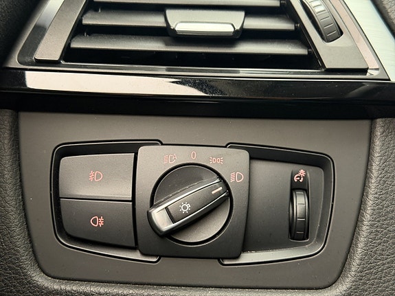 BMW 420i 13 of 30