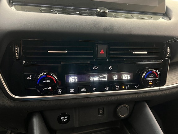 Nissan Qashqai 21 of 30