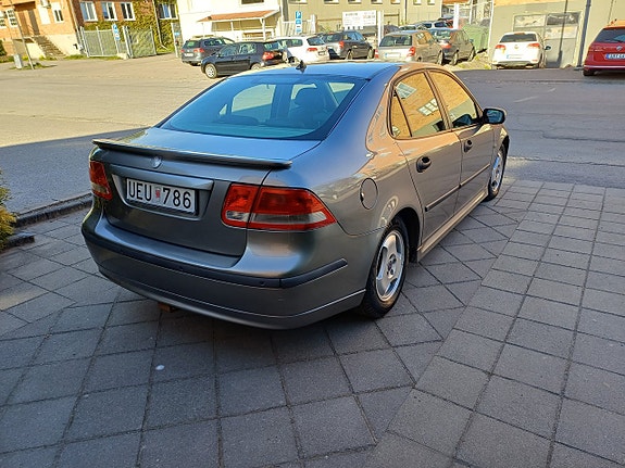 Saab 9-3 4 of 5
