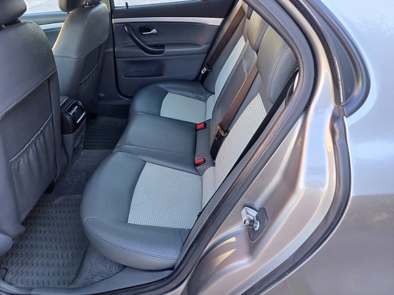 Saab 9-3 8 of 21