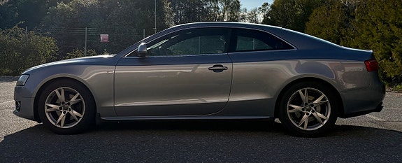 Audi A5 4 of 5