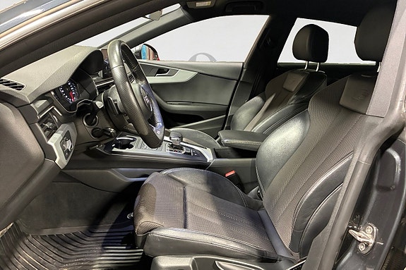 Audi A5 3 of 17