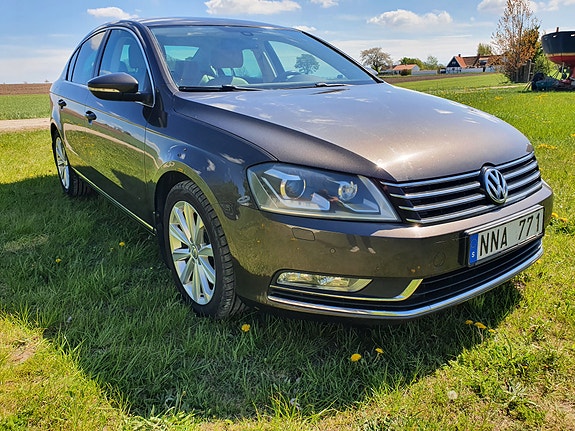 Volkswagen Passat 3 of 5