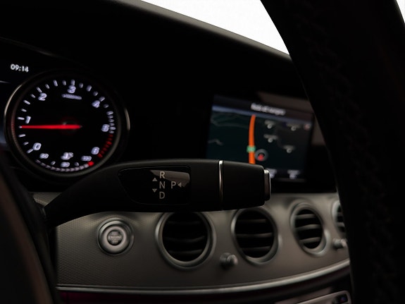 Mercedes-Benz E220 d 26 of 30