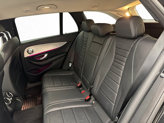 Mercedes-Benz E220 d 22 of 30