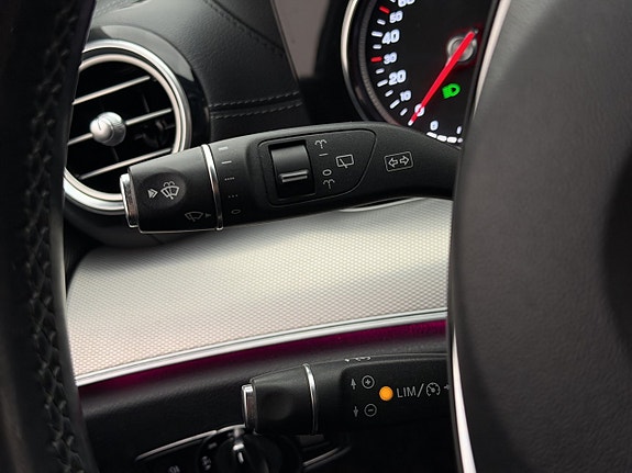 Mercedes-Benz E220 d 28 of 30