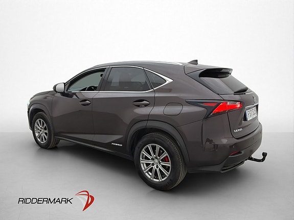 Lexus NX300h 5 of 5