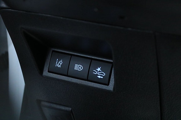Toyota Yaris 13 of 16