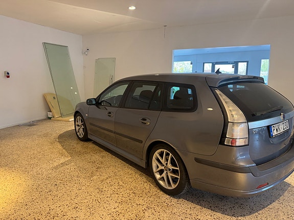 Saab 9-3 4 of 5