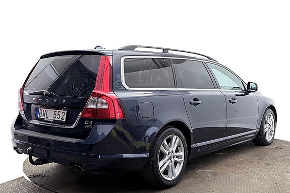 Volvo V70 4 of 5