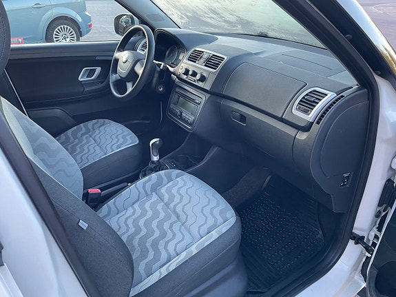 Skoda Fabia 11 of 15