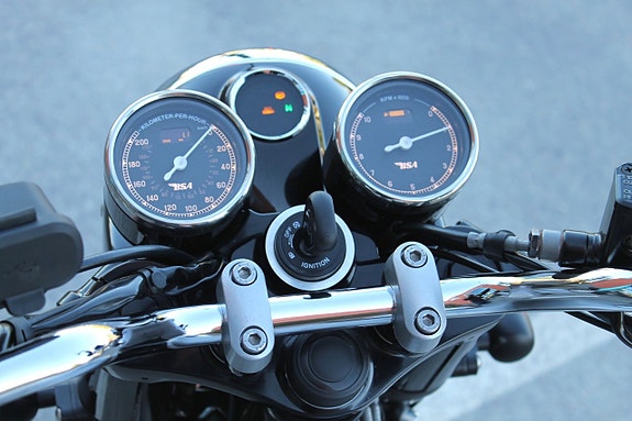 BSA 650 GOLD STAR MC | SILVER SHEEN LEGACY | NYHET 9 of 14
