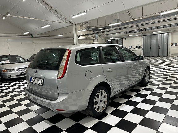 Ford Focus 4 of 5