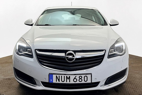 Opel Insignia 3 of 5