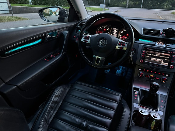 Volkswagen Passat 4 of 5