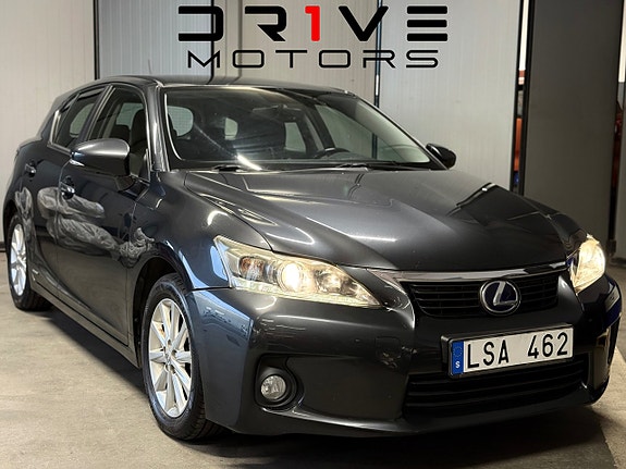 Lexus CT200h