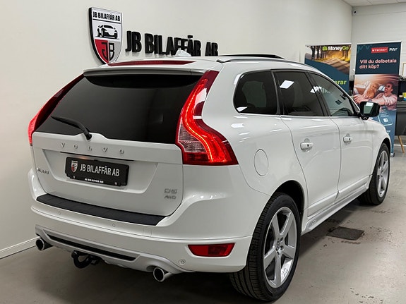 Volvo XC60 6 of 28