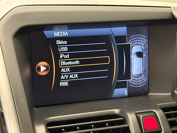 Volvo XC60 21 of 28