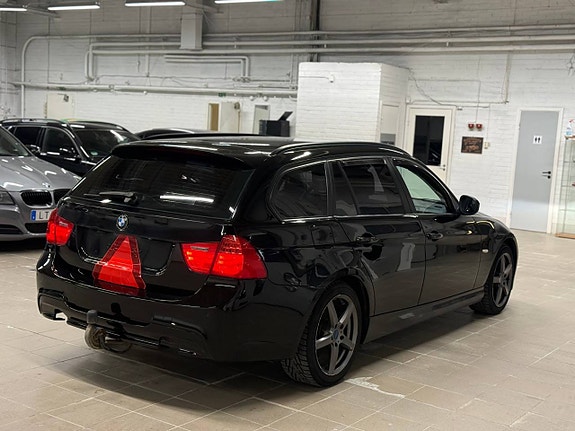 BMW 320d 5 of 11