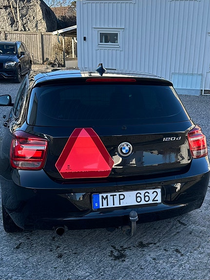 BMW 120d 5 of 7