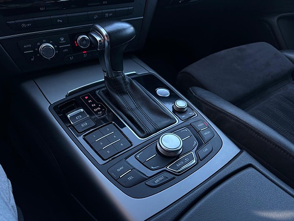 Audi A6 allroad 14 of 22