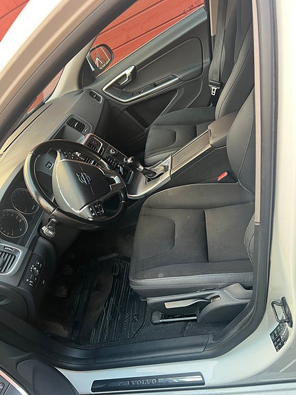 Volvo S60 7 of 7