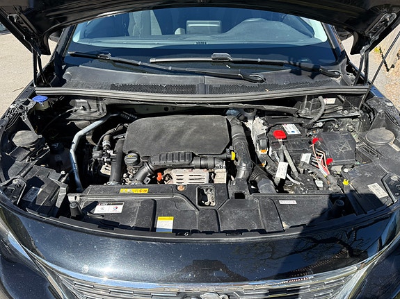 Peugeot 5008 8 of 10
