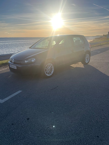 Volkswagen Golf VI 4 of 8