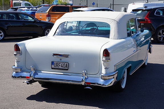 Chevrolet Bel Air 25 of 27