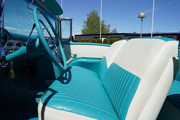 Chevrolet Bel Air 15 of 27