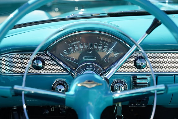 Chevrolet Bel Air 17 of 27