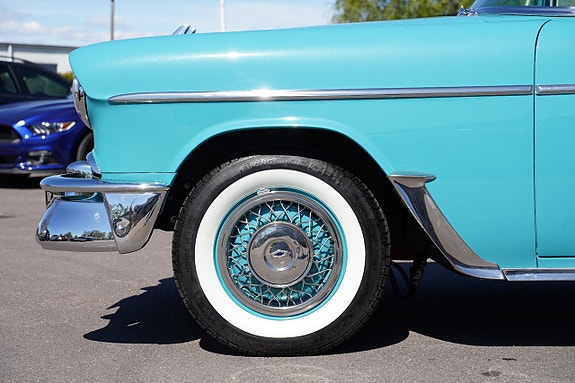 Chevrolet Bel Air 9 of 27
