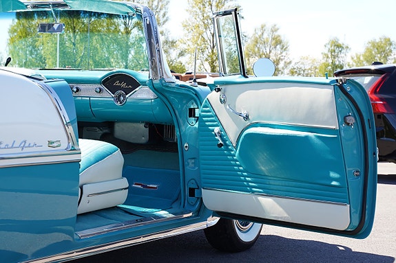 Chevrolet Bel Air 19 of 27