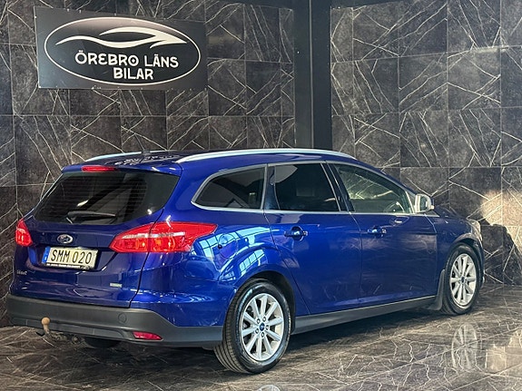 Ford Focus 2 of 5