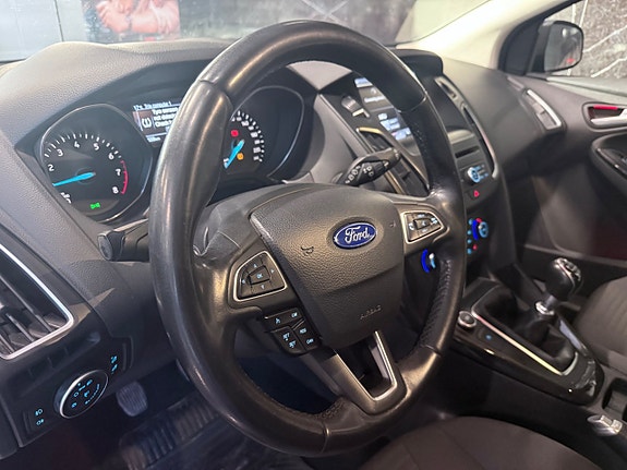 Ford Focus 18 of 18