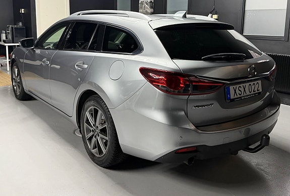 Mazda 6 3 of 5