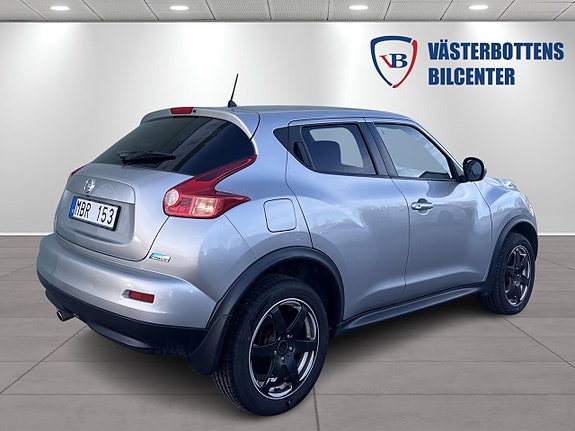 Nissan Juke 3 of 5