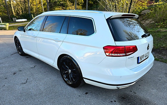 Volkswagen Passat 3 of 5