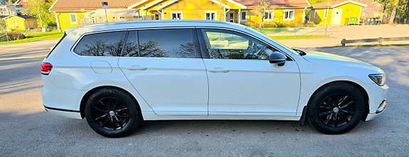 Volkswagen Passat 6 of 13