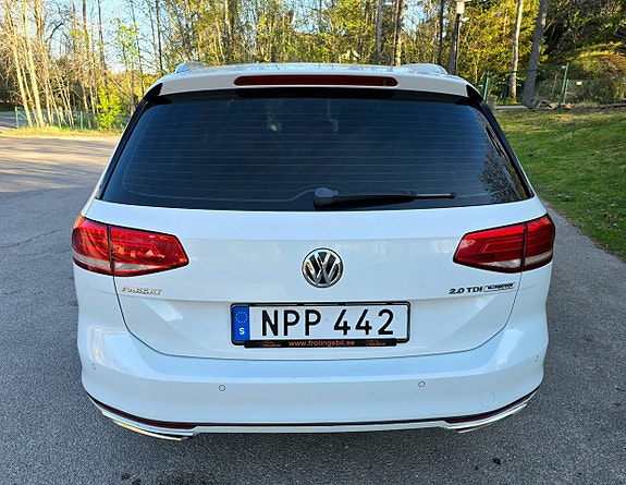 Volkswagen Passat 4 of 5