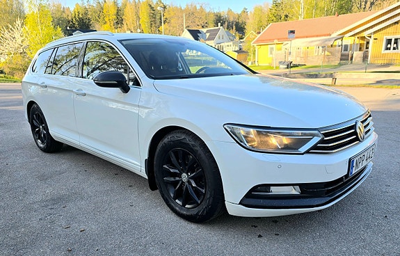 Volkswagen Passat 7 of 13