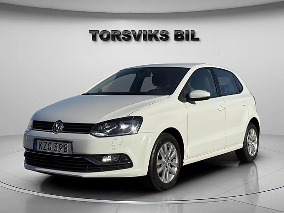 Volkswagen Polo 2 of 5