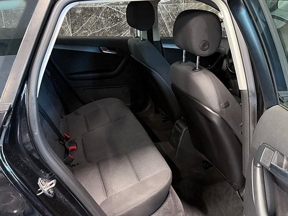Audi A3 8 of 12