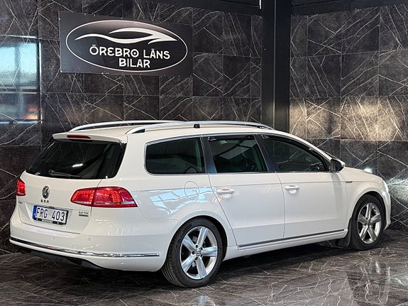 Volkswagen Passat 2 of 20