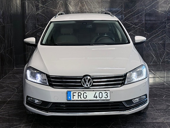 Volkswagen Passat 11 of 20